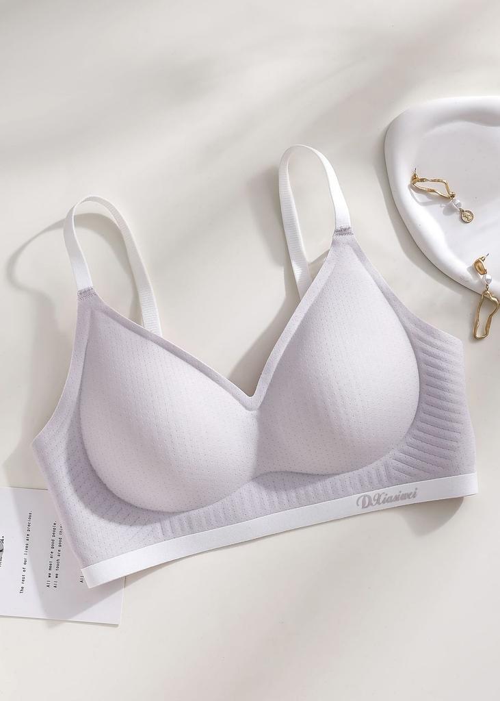 Traceless Breathable Cup Underwear Women's Summer Thin Small Breasts Gather, Cool and Soft Support, Anti-sagging Women's Bra Cover