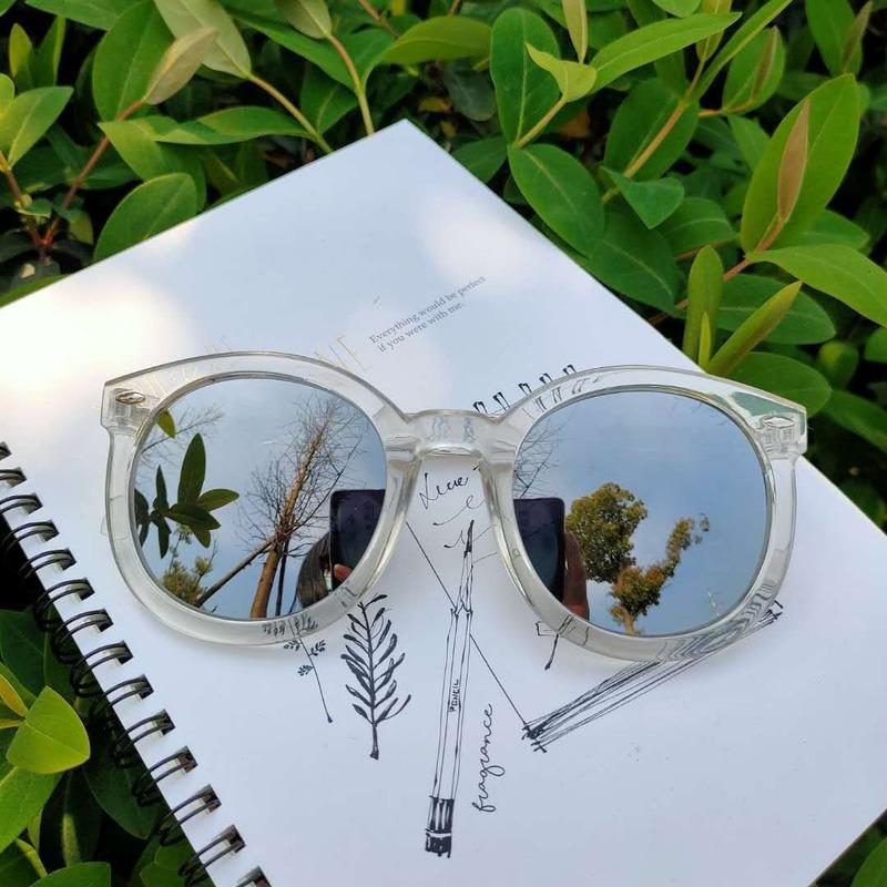 

New Vintage Sexy Glasses Sunglasses Woman Brand Designer Luxury Vintage Cat Eye Black Sun Glasses Female Ladies UV400 Oculos As shown in the figu
