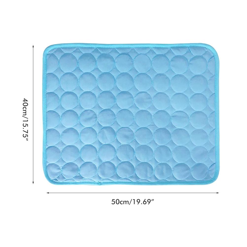 Tapete Refrescante para Cães Seda Gelada Pad Refrescante para Pets para Clima Quente de Verão Pad Refrescante para Pets Ideal para Casa e Viagem