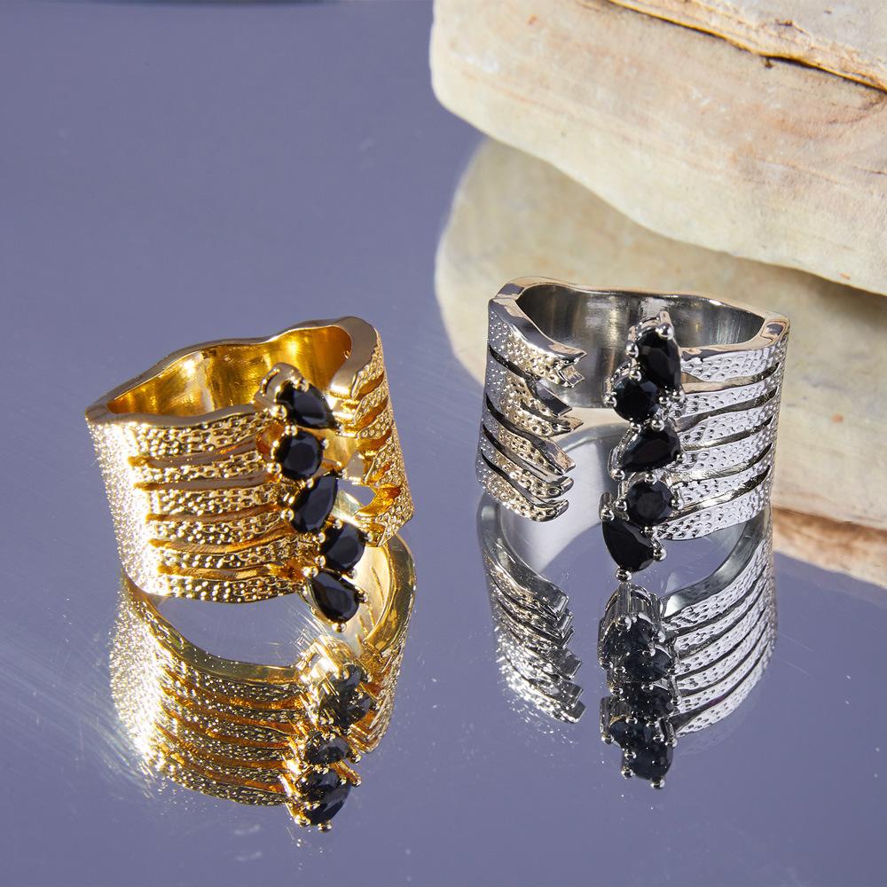 Wind Design Copper Plated Real Gold Diamond Ring Retro Hammer Wide Version Hollow Niche Simple Ring