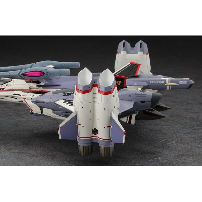 Hasegawa Macross Series Macross Frontier VF-25F Tornado Messiah (Atmospheric Flight Version) 1/72 Scale Plastic Model 65900 (38 x 34 x 9 cm)
