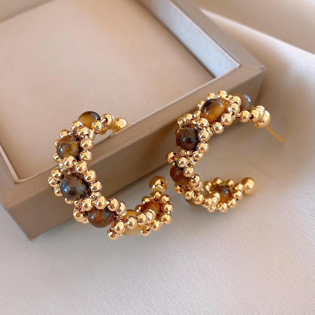 Silver Needle Geometric Tiger Eye Flower Earrings - Retro Style, Light Luxury, High-End Fashion Ear Studs