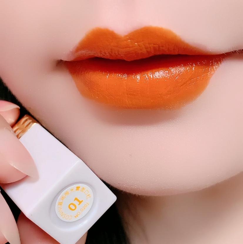 

COSNINI Аутентичная белая туба матовая оранжевая увлажняющая помада - Отбеливает и питает. 3.5g