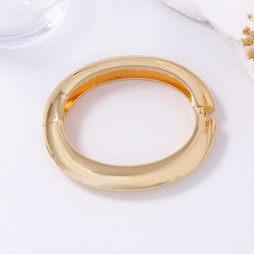 Simple and Fashionable Ins Landscape Surface Alloy Geometric Section Spring Opening Bracelet Niche Light Luxury Versatile Model