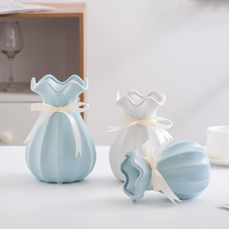 Minimalist Nordic Ceramic Vase, Water-Storing Flower Pot for Florist Supplies, Modern Home Decor
