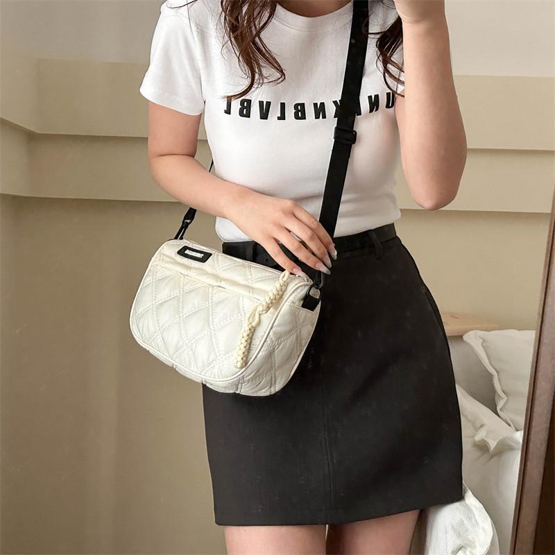 Vintage-inspired Fashionable Crossbody Bag With Oxford Cloth For Trendy Women