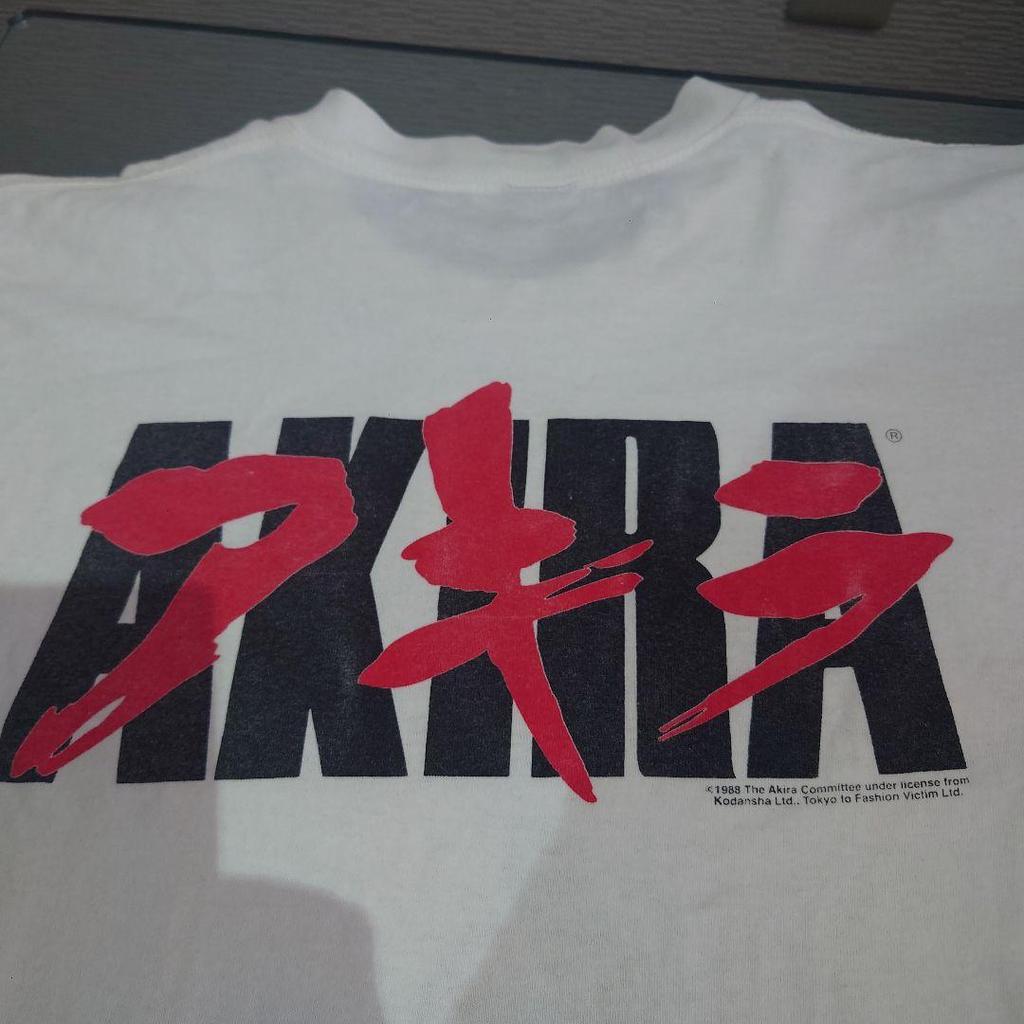 [USED] AKIRA T-shirt, Size M, Fashion Victim
