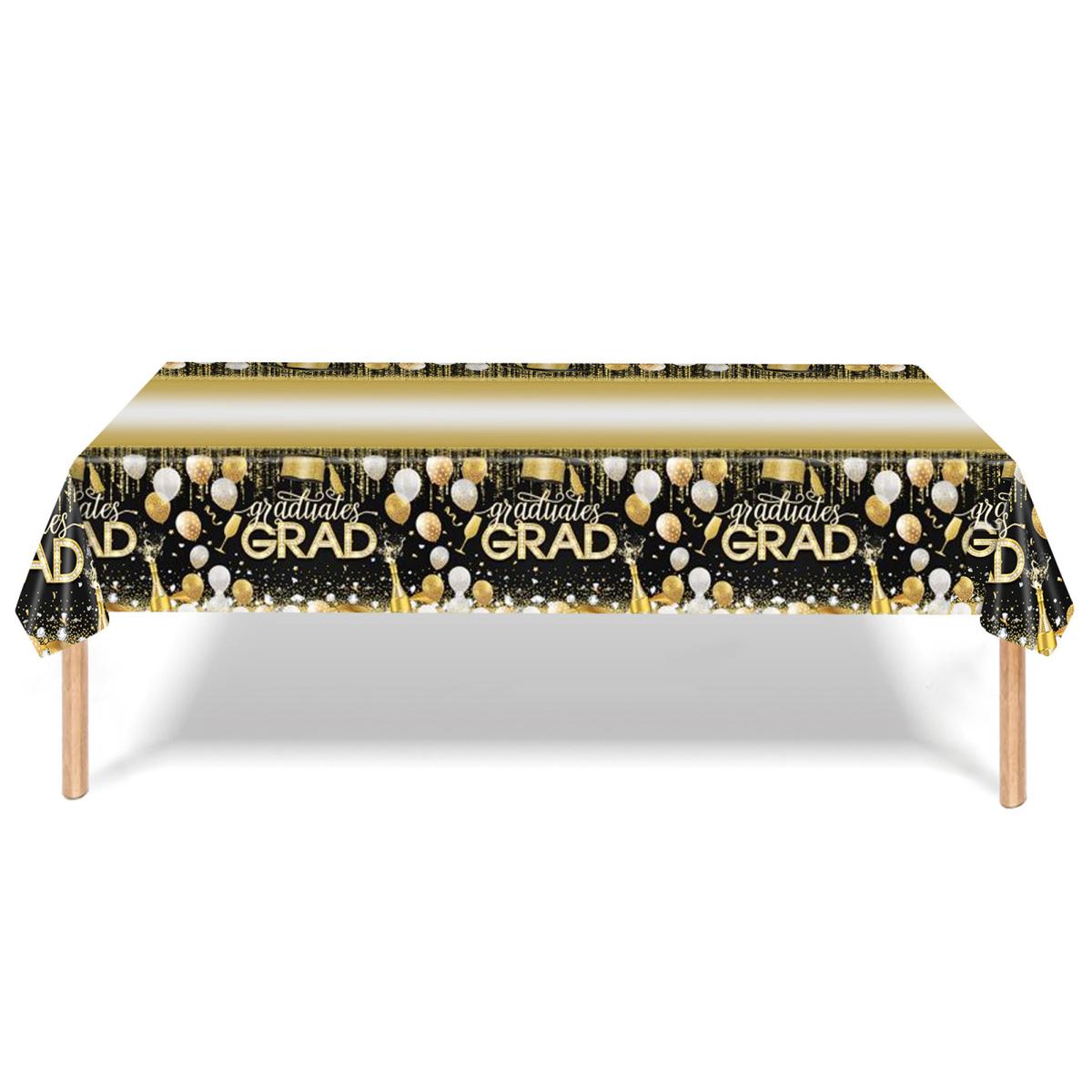 

2 шт. одноразовая скатерть для выпускного бала, пластиковая водонепроницаемая скатерть для выпускного, декоративная шапочка, свитки, конфетти, принадлежности для ужина в канун Нового года