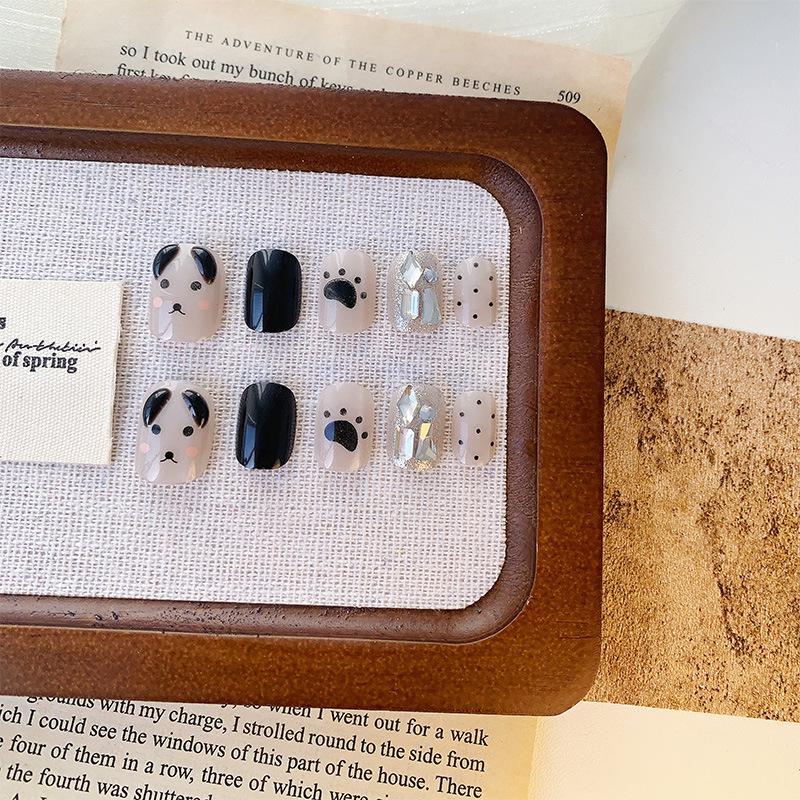 2026 Student Cute Puppy Detachable Handmade Short White Nail Tips