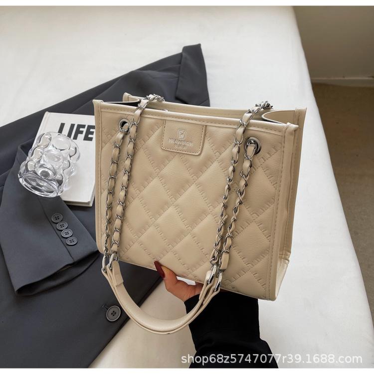 Women's Diamond Bag Women's 2025 New Trendy Fashion Large-capacity Chain One Shoulder Underarm Bag Tote Bag