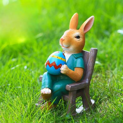 Esculturas de Conejo de Pascua Abrazando Zanahorias/Figuritas de Huevo Decoración de Escritorio Figura de Conejo Linda Figura de Conejo Creativa para Decoración del Hogar