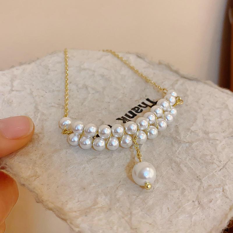 

French high-end pearl pendant necklace simple design elegant temperament collarbone chain Internet celebrity same item women