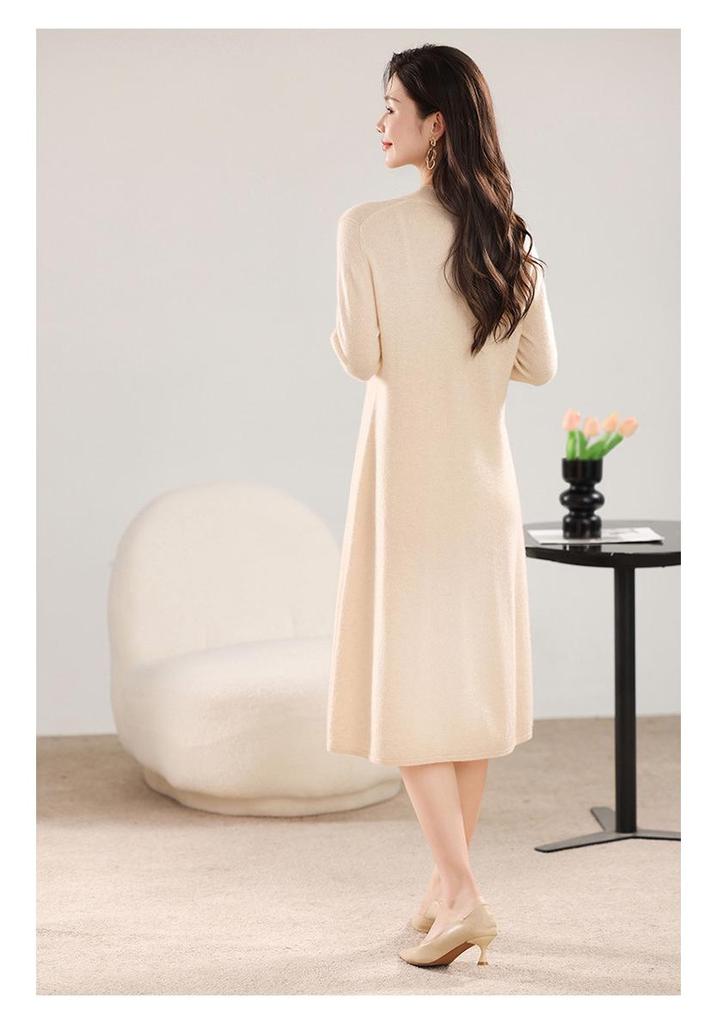 Women's Elegant Pearl Button Wool Dress - Autumn/Winter Knit, Half-High Collar, Loose Fit, Silk Luster Sweater
