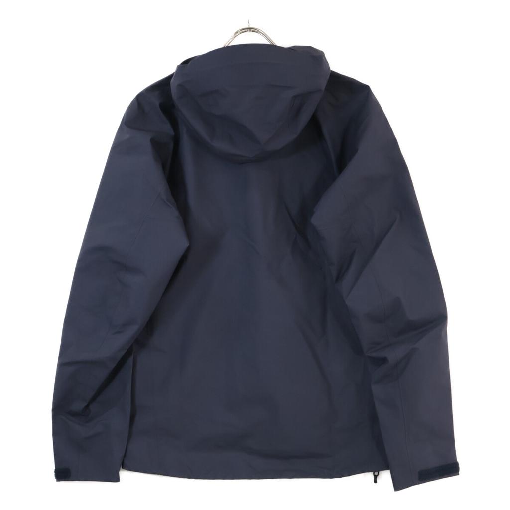 ARC'TERYX Brand New, Unused, 2022 Model, X000005599, Nylon GORE-TEX Beta Jacket Jacket XS NavyUsed