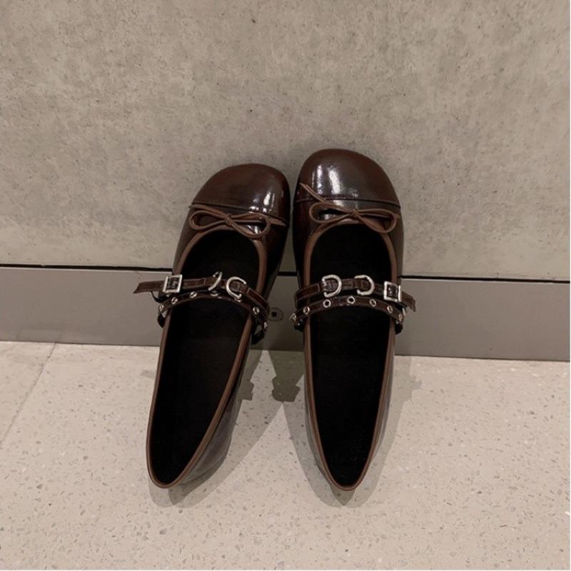 Fashion Women's Fashion Flat Shoes Autumn New Round Head Shallow Mouth Butterfly Knot Rivet Soft Sole Non-slip Single Shoes