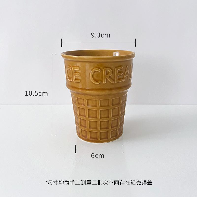 

Creative Ice Cream Cup Shape Ceramic Vase For Flower Arrangements Handmade DIY Home Decoration Accessories Bouquet Display