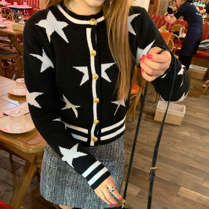 

Харадзюку кардиган свитер с длинным рукавом женский осень зима однобортный с принтом звезд черный топы короткие пальто повседневный свободный шикарный с круглым вырезом Y2k свитера L чёрный