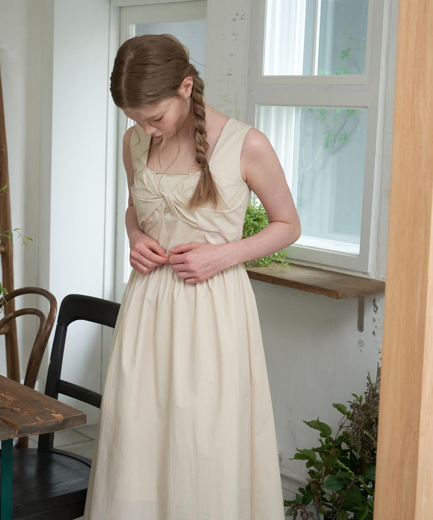 Peullobeu Twist Flare Dress_L/Be