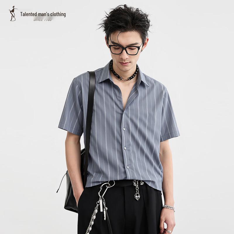 Men's Vertical Stripe Jacquard Short Sleeve Shirt