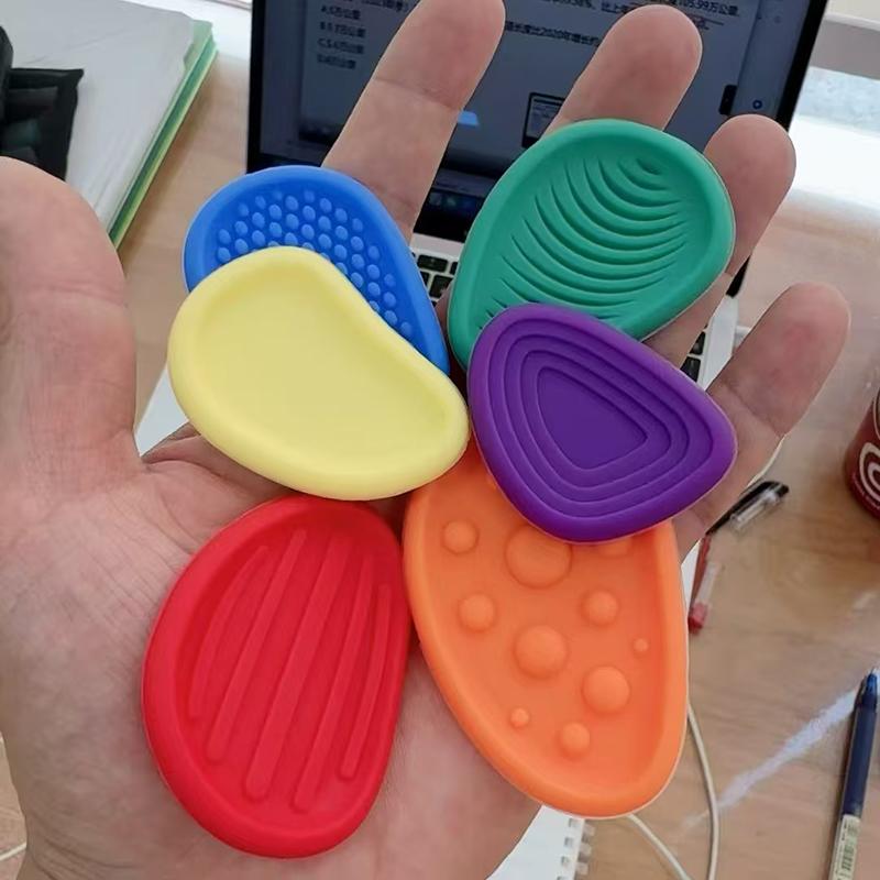Toys 6PCS Silicone Textured Sensory Worry Stone Fdget Calming Down Autism Anxiety Stress Relief Gifts Classroom Prize Kids