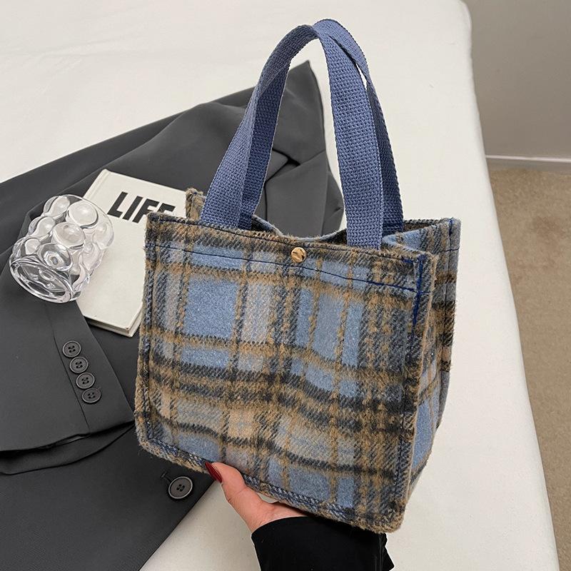 

Старшеклассники рюкзак для женщин 2024 года осень-зима новая универсальная шерстяная сумка большой емкости модная сумка через плечо для женщин