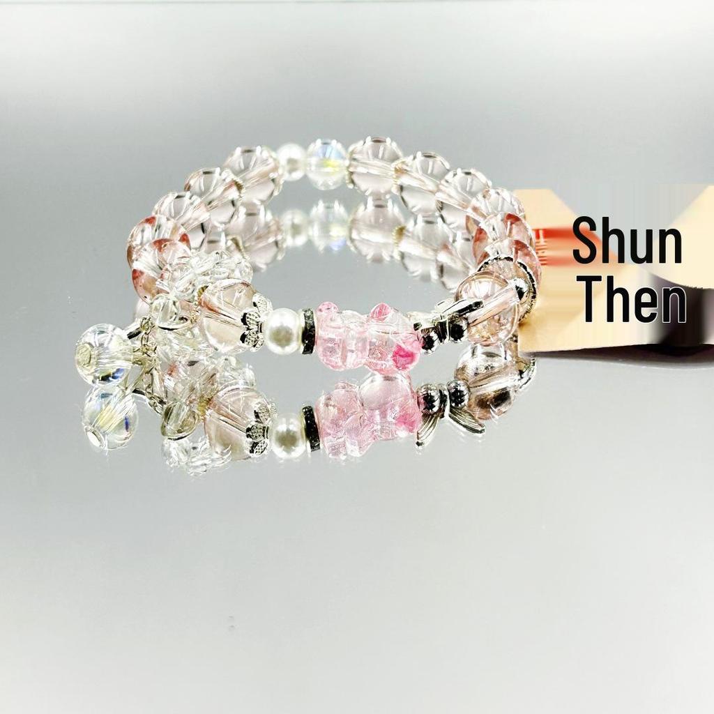 Ice Crystal Glass Beaded Bear Bracelet: Versatile, Elegant, and Trendy.