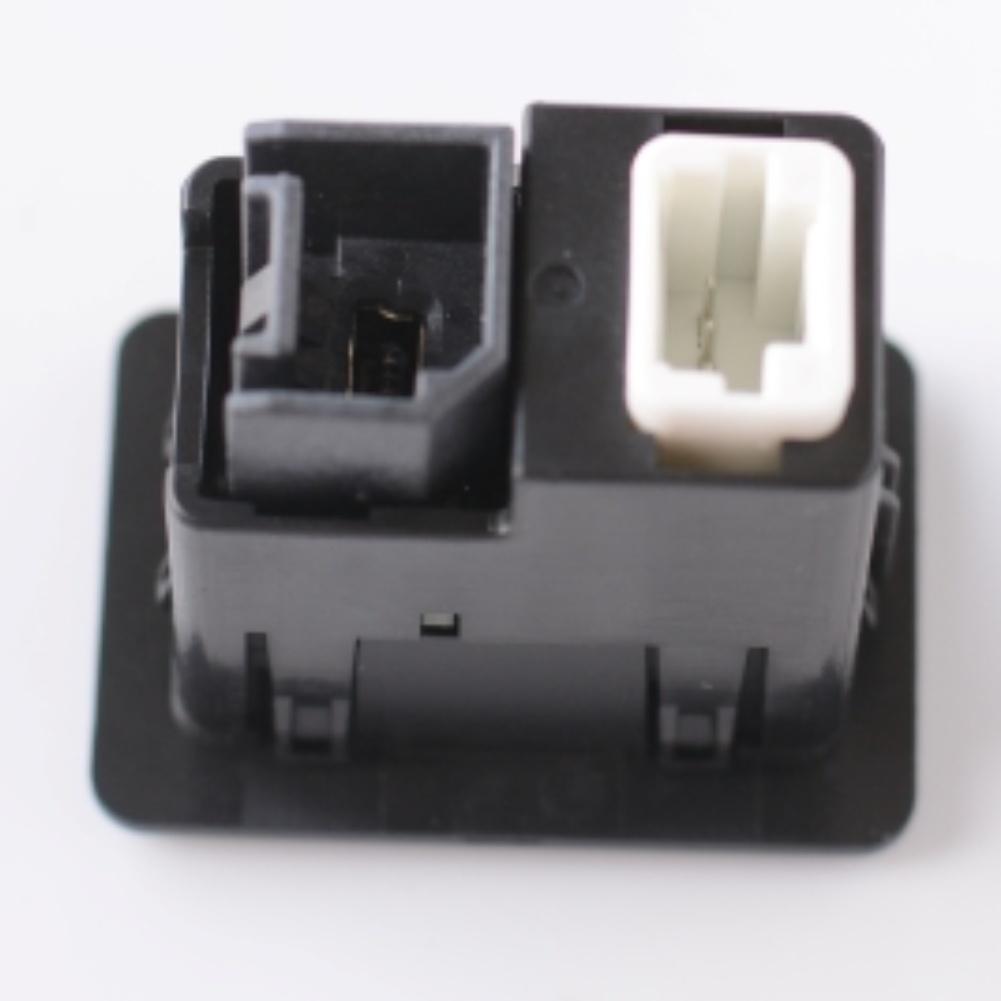 Aftermarket Upgrade AUX USB Port Audio Adapter Made Of ABS Material Non-deformable Structure Quick Installation Solution