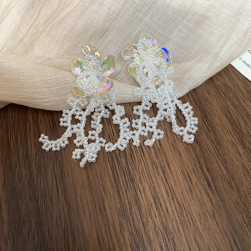 Small Fresh Grape Flower Fringed Earrings Korean Girl Heart Sweet Stud Earrings New Cute Versatile Earrings