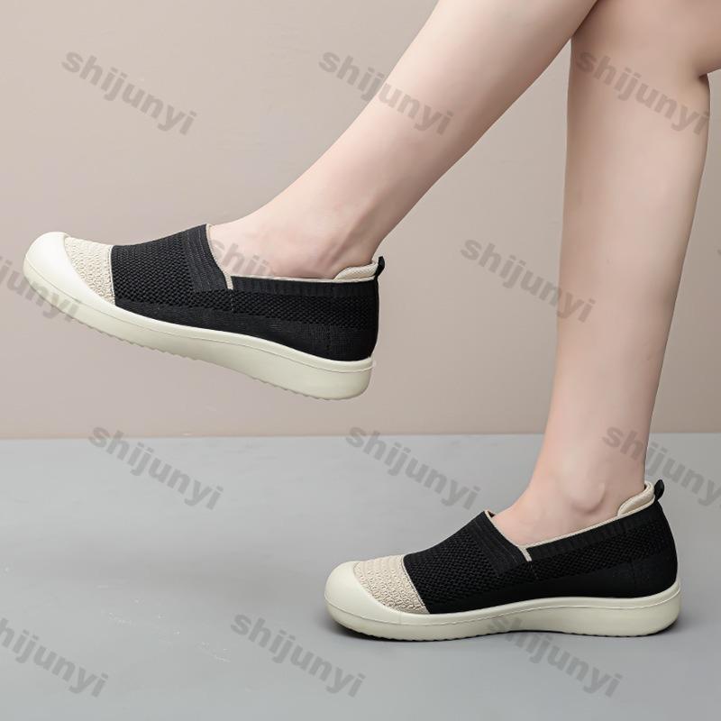 Fashion Large Size Women's Shoes Summer New Fashion Breathable Mesh Hollow Comfortable Casual Shoes Lightweight Soft Sole Non Slip Flats