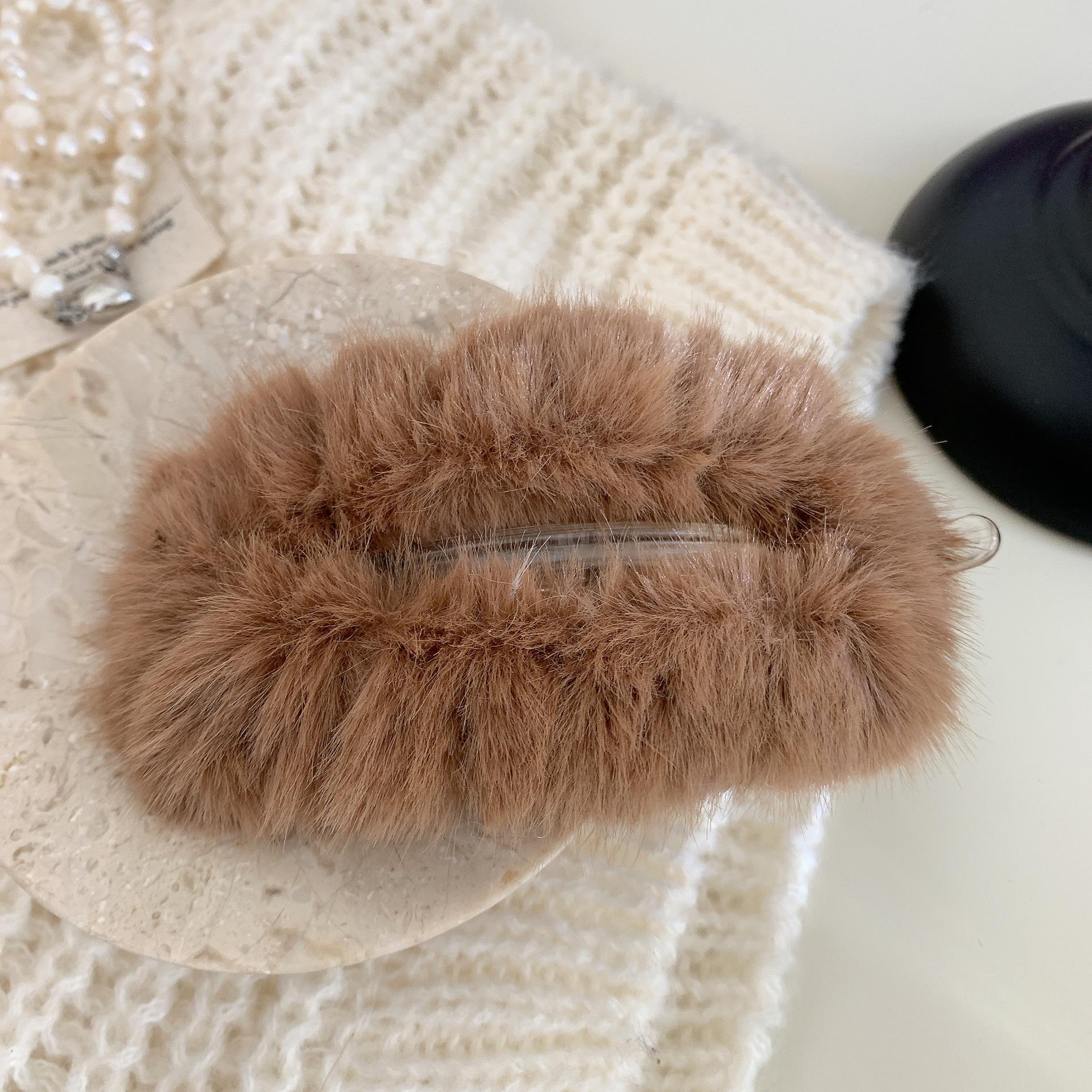 

Новая милая заколка для волос с перекрученным искусственным мехом, большого размера, мягкая плюшевая пушистая заколка для волос, пластиковая шпилька, женские аксессуары для волос