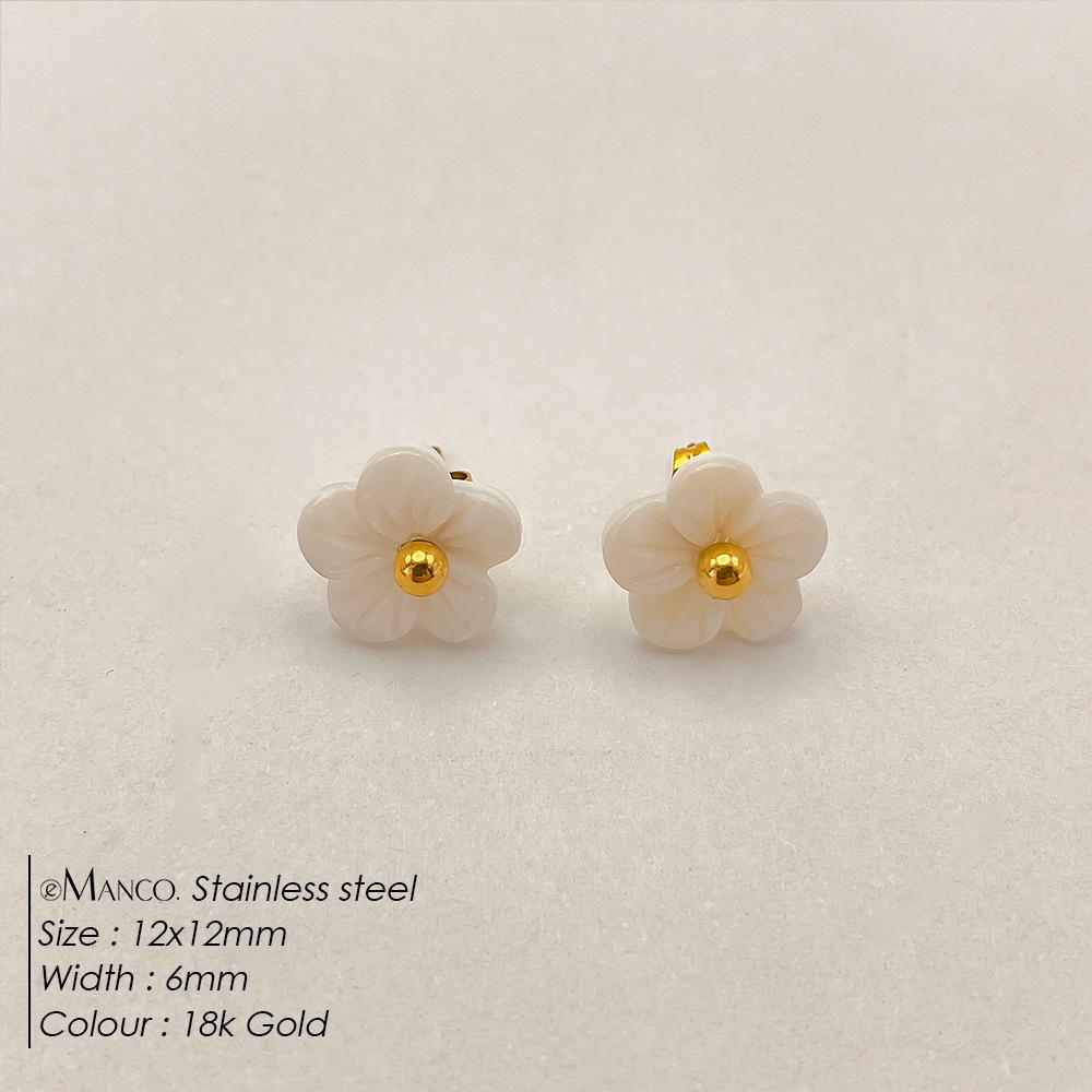 eManco Korean Style 18K Gold Stainless Steel White Shell Flower Necklace