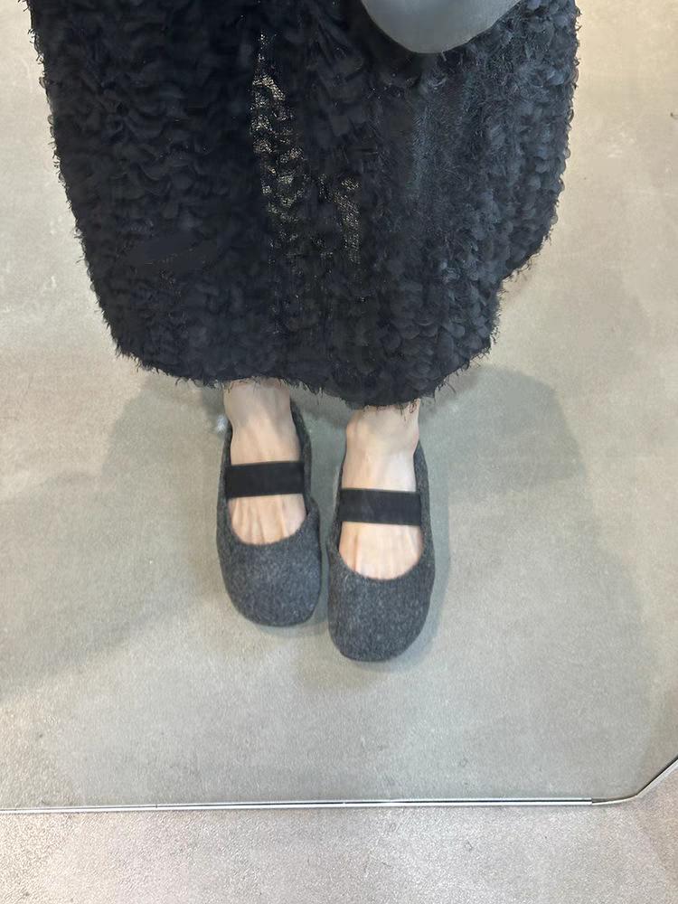 Flat-bottomed French fluffy shoes for women to wear outside, autumn and winter evening wind fleece warm temperament, fairy wind Mary Jane single sho