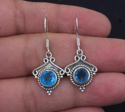 Massiver 925er Sterlingsilber Blauer Topas Edelstein Handgefertigt Boho Designer Ohrring Ohrringe für Damen Geschenk für Sie Hängeohrringe