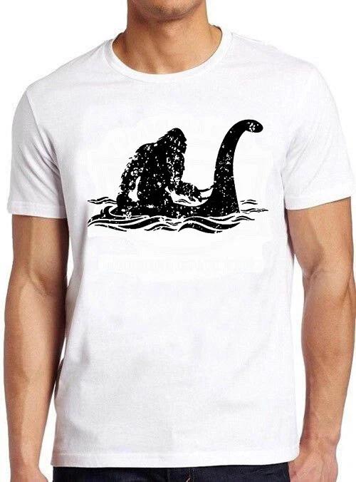 Bigfoot Riding Loch Ness Monster Cult Music Gift Tee T Shirt M716 L