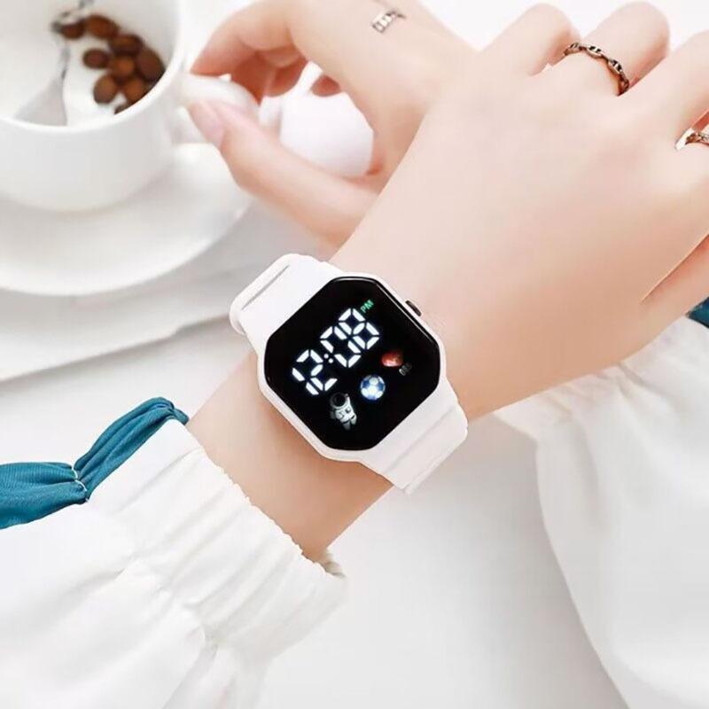 Simple And Fashionable Student Electronic Watch Digital Display Led Electronic Watch Harajufeng Astronaut Led Watch