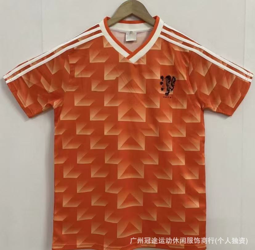 Retro Football Jersey Old Collection Club Manchester United, Real Madrid AC Short-sleeved Long-sleeved Football Uniform Can Be Printed