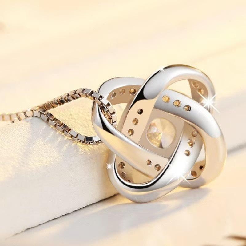 Four-leaf clover zircon necklace women's niche popular light luxury pendant high-end