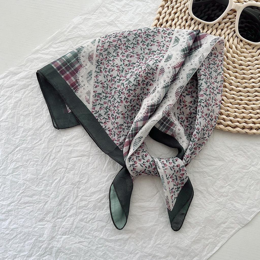 1116 Korean version of the new cotton and linen small square scarf women travel pastoral style photo small headscarf seaside versatile sunscreen scarf
