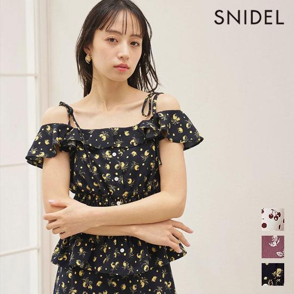 SNIDEL Tops 26 Spring/Summer Sustainable Fruit Print Ruched Blouse Some reservations in late May Mid-length short sleeves swfb262085 swfs262084