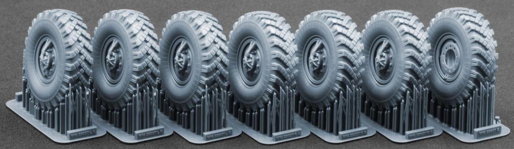 Truck Wheel Set Plastic Model Parts SCXWM35037 Scale-X 1/35 Ural-4320 OI-25 (7 pieces) (for Trumpeter) (Military)