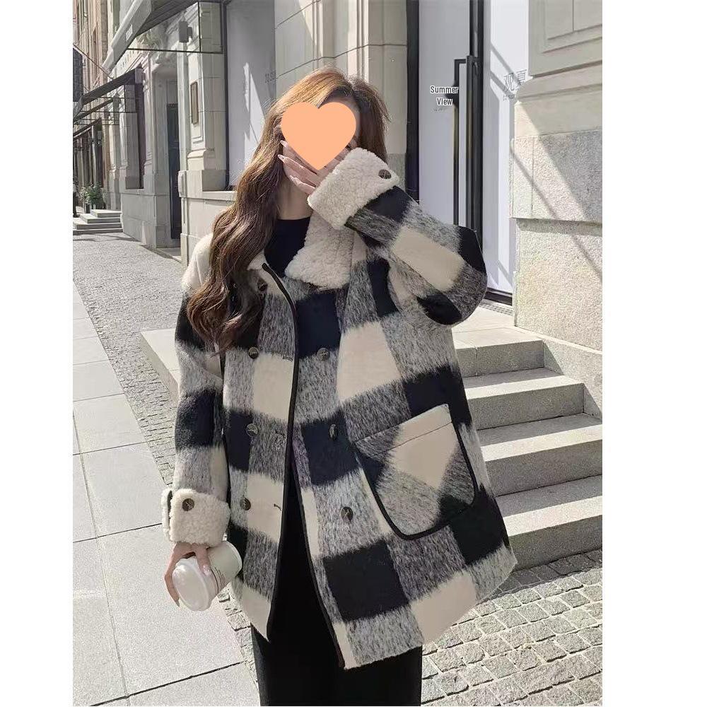 Women's High-End Black and White Plaid Wool Coat - Autumn/Winter 2025 Lambswool Patchwork, Thick and Textured for a Sophisticated Look