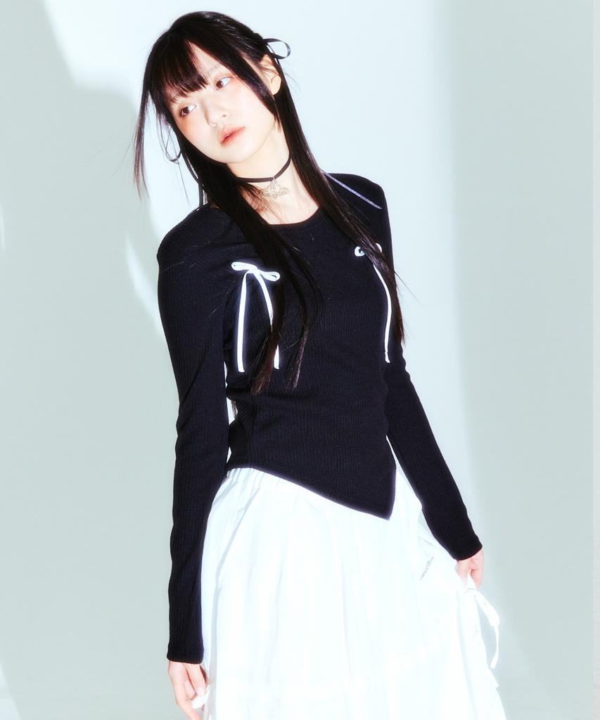 PLASMA SPHERE Ribbon T-Shirt In Black (Ribbon Girlcore T-Shirt)