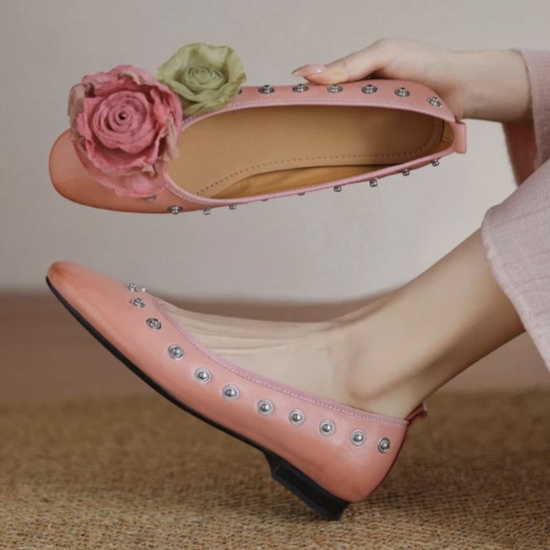 

Модные Элегантные Туфли-лодочки на низком каблуке с цветочным декором Женские Модные с дизайном металлических заклепок Брендовые Туфли Мэри Джейн Удобные с круглым носком Неглубокие Повседневные туфли 35 розовый