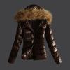 Giacca invernale da donna, nuova moda casual slim in cotone con collo in pelliccia sintetica e cappuccio, calda giacca con cappuccio in pelle PU con cerniera