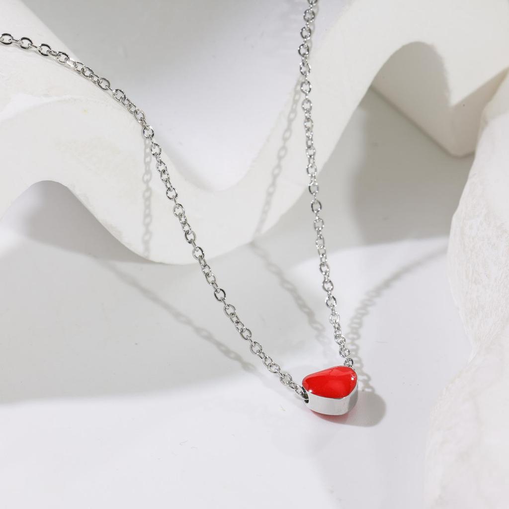 Xiaohong Love Pendant Necklace Titanium Steel Clavicle Chain Women'S Non-Fading Couple Gifts