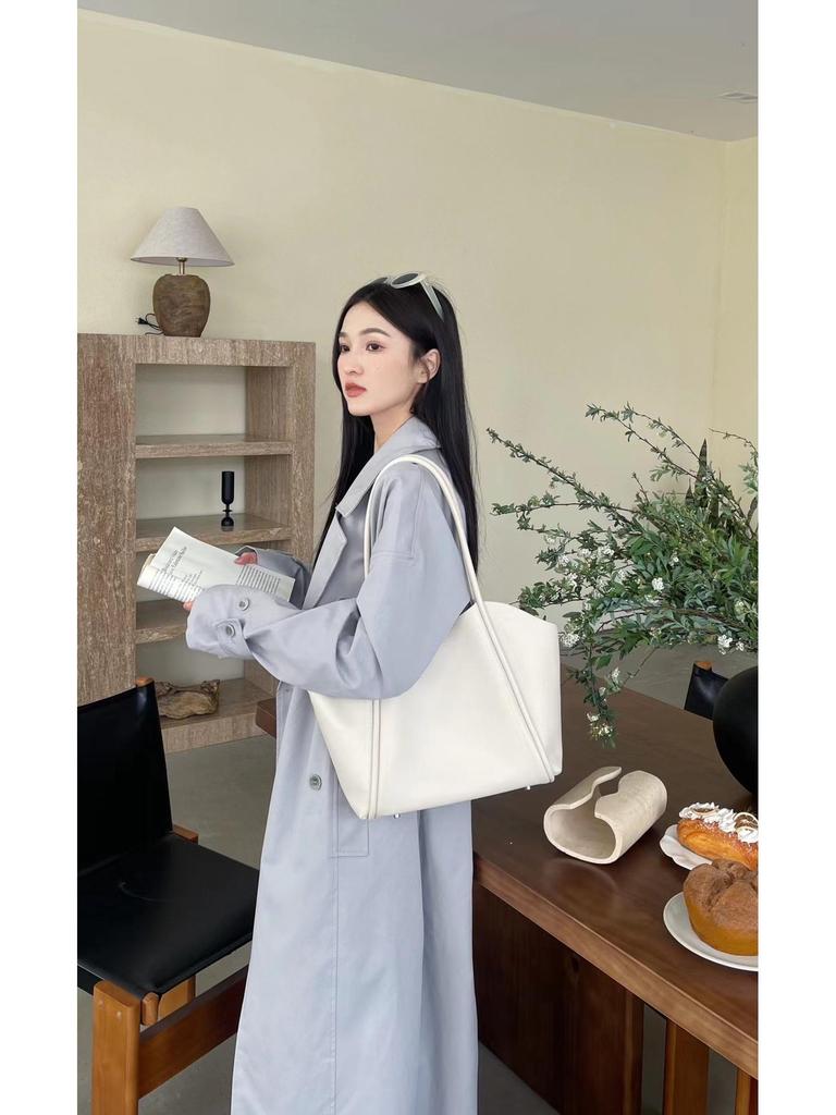 2025 Women's Large Soft Leather Designer Handbag, High-Capacity Cowhide Shoulder Bag