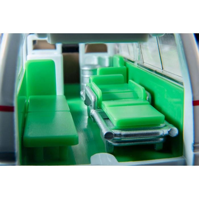 TOMYTEC Tomica Limited Vintage Neo 1/64 LV-N Ootemachi 01 Nissan Caravan Ambulance (Shibuya Hospital) Part III Episode 7 "Runaway Runway"