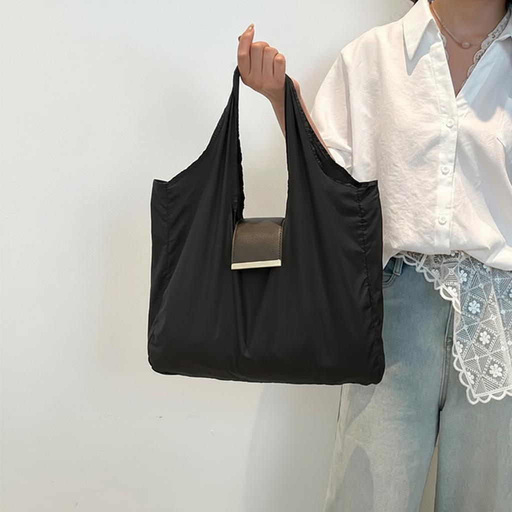 PU Leather Foldable Tote Bag with Key Ring Keychain Tote Handbag Large Capacity Collapsible Travel Storage Bag for Daily Errands