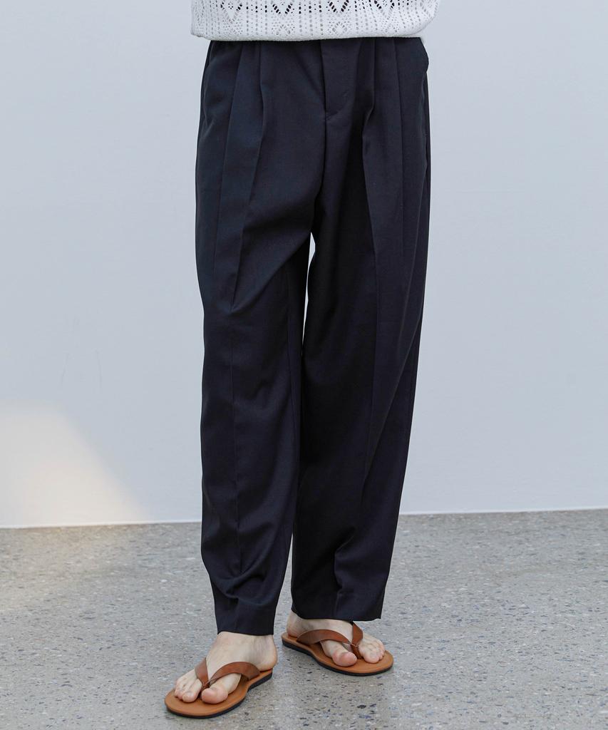 TRIP LE SENS Double-Pleated Semi-Balloon Tapered Slacks_Beige
