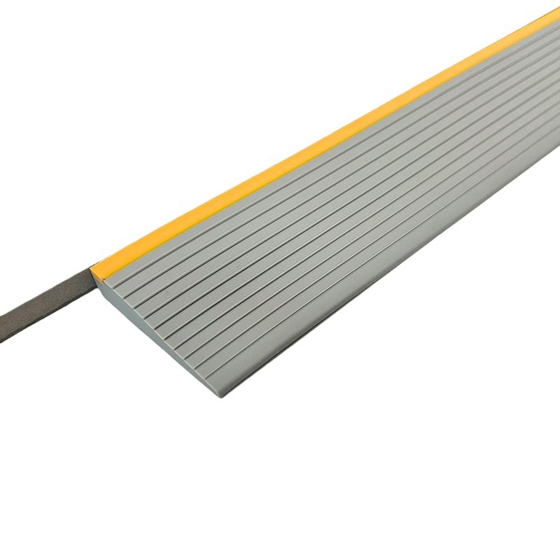 1PC 1m/39.37inch Multi Purpose Ramp Mat Door Threshold Ramp Self Adhesive Durable Non Slip Suitable for Robotic Vacuums Home Acc